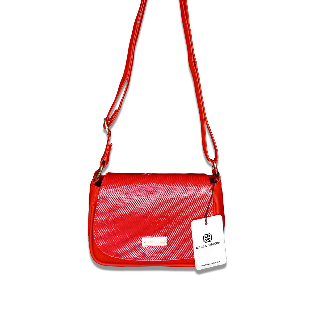 Elegante Bolso de Dama Karla Chacon en Vibrante Rojo Lara